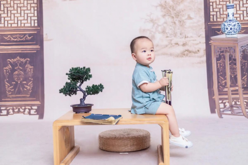 岑溪宝宝多久认识妈妈